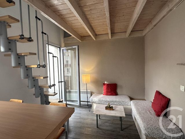 Appartement T2 à vendre - 2 pièces - 29.6 m2 - GRENOBLE - 38 - RHONE-ALPES - Century 21 Immobilier Du Palais