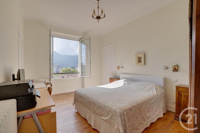 Appartement T6 à vendre - 6 pièces - 155.0 m2 - GRENOBLE - 38 - RHONE-ALPES - Century 21 Immobilier Du Palais