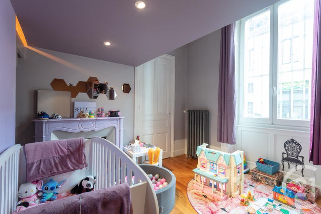 Afficher la photo en grand Appartement T6 à vendre - 6 pièces - 157.6 m2 - GRENOBLE - 38 - RHONE-ALPES - Century 21 Immobilier Du Palais