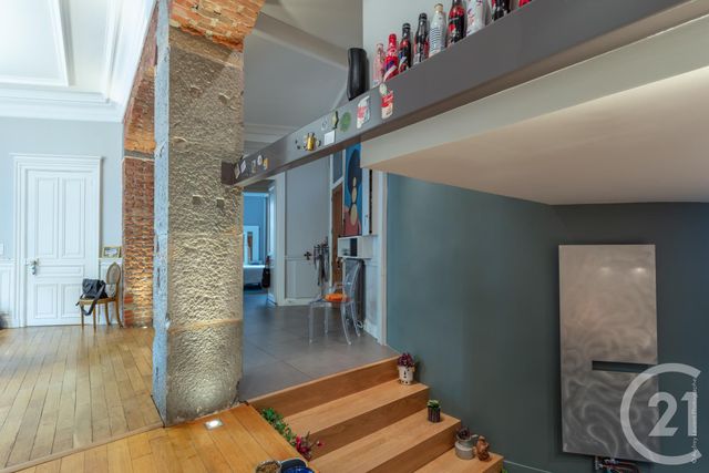 Afficher la photo en grand Appartement T6 à vendre - 6 pièces - 157.6 m2 - GRENOBLE - 38 - RHONE-ALPES - Century 21 Immobilier Du Palais