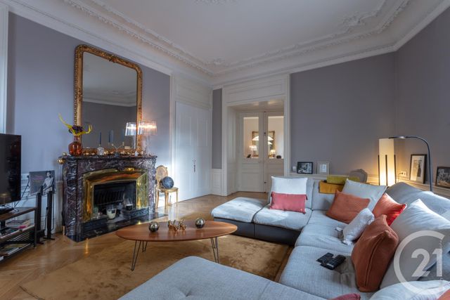 Afficher la photo en grand Appartement T6 à vendre - 6 pièces - 157.6 m2 - GRENOBLE - 38 - RHONE-ALPES - Century 21 Immobilier Du Palais