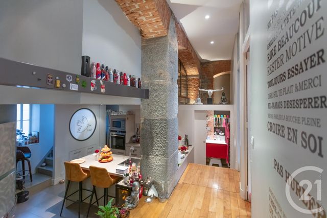 Afficher la photo en grand Appartement T6 à vendre - 6 pièces - 157.6 m2 - GRENOBLE - 38 - RHONE-ALPES - Century 21 Immobilier Du Palais