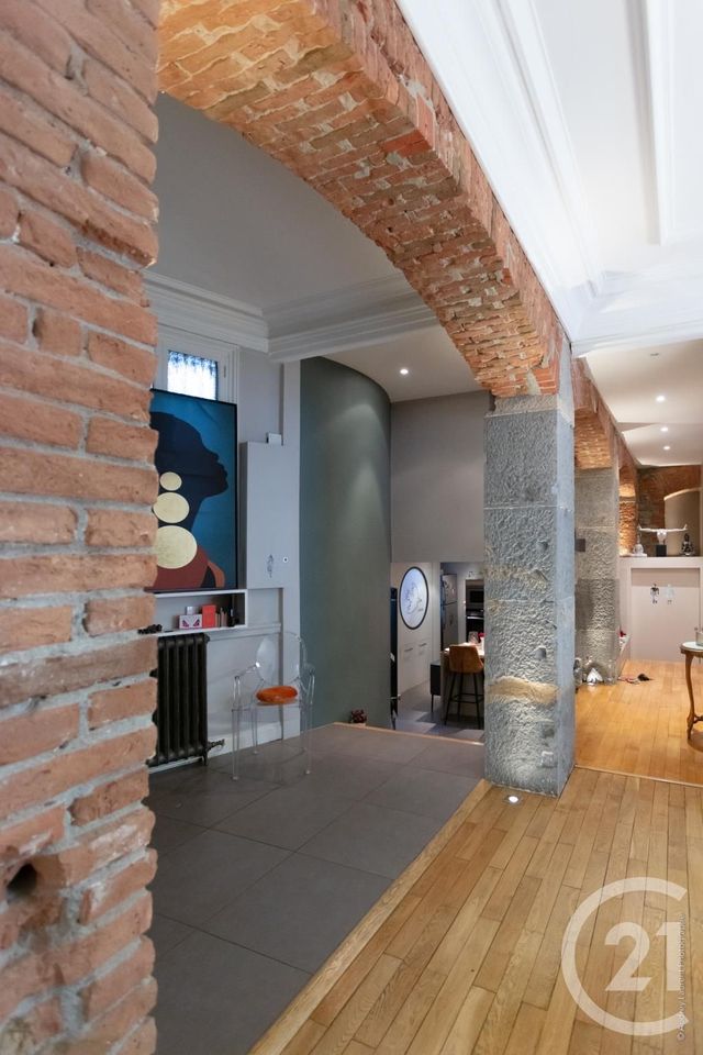 Afficher la photo en grand Appartement T6 à vendre - 6 pièces - 157.6 m2 - GRENOBLE - 38 - RHONE-ALPES - Century 21 Immobilier Du Palais