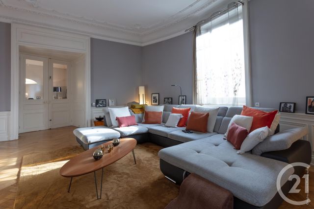 Afficher la photo en grand Appartement T6 à vendre - 6 pièces - 157.6 m2 - GRENOBLE - 38 - RHONE-ALPES - Century 21 Immobilier Du Palais