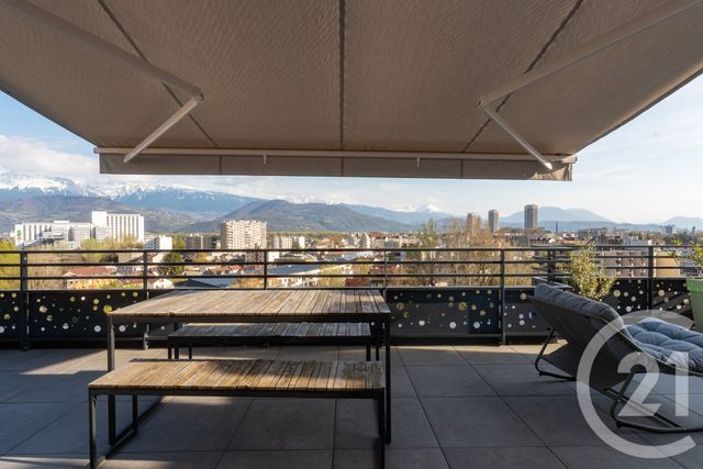 Appartement T4 à vendre - 4 pièces - 81.18 m2 - LA TRONCHE - 38 - RHONE-ALPES - Century 21 Immobilier Du Palais