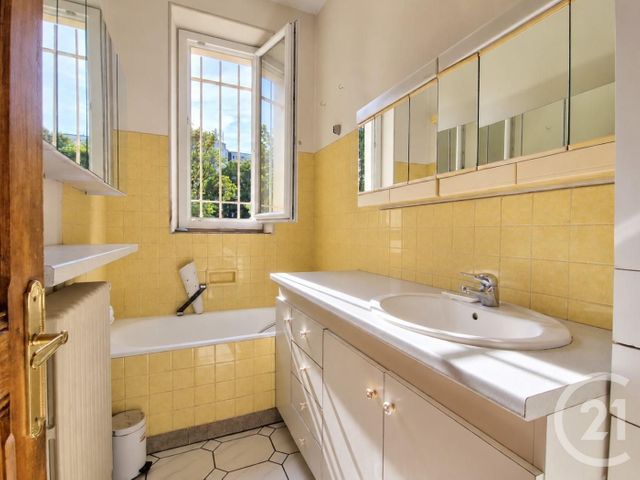 maison à vendre - 9 pièces - 178.23 m2 - LA TRONCHE - 38 - RHONE-ALPES - Century 21 Immobilier Du Palais