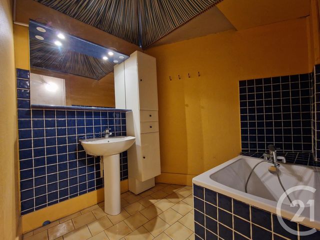 Appartement F3 à vendre - 3 pièces - 92.0 m2 - GRENOBLE - 38 - RHONE-ALPES - Century 21 Immobilier Du Palais