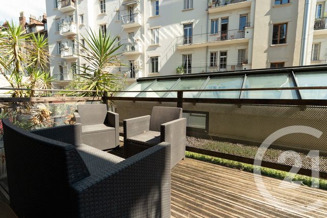 Afficher la photo en grand Appartement T4 à vendre - 4 pièces - 133.29 m2 - GRENOBLE - 38 - RHONE-ALPES - Century 21 Immobilier Du Palais
