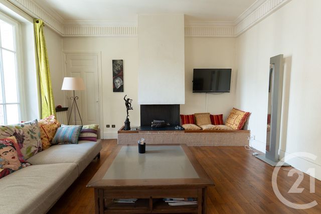 Afficher la photo en grand Appartement T4 à vendre - 4 pièces - 133.29 m2 - GRENOBLE - 38 - RHONE-ALPES - Century 21 Immobilier Du Palais