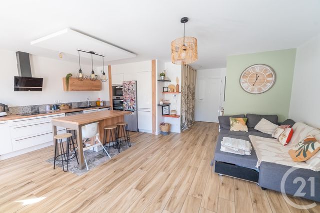 Appartement T3 à vendre - 3 pièces - 71.83 m2 - SEYSSINS - 38 - RHONE-ALPES - Century 21 Immobilier Du Palais