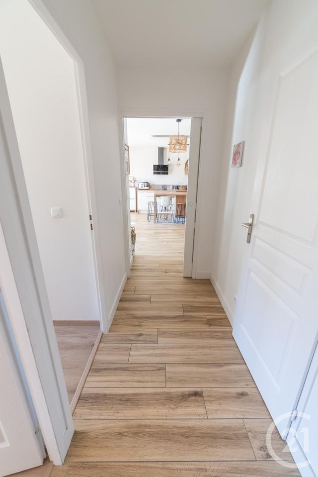 Appartement T3 à vendre - 3 pièces - 71.83 m2 - SEYSSINS - 38 - RHONE-ALPES - Century 21 Immobilier Du Palais