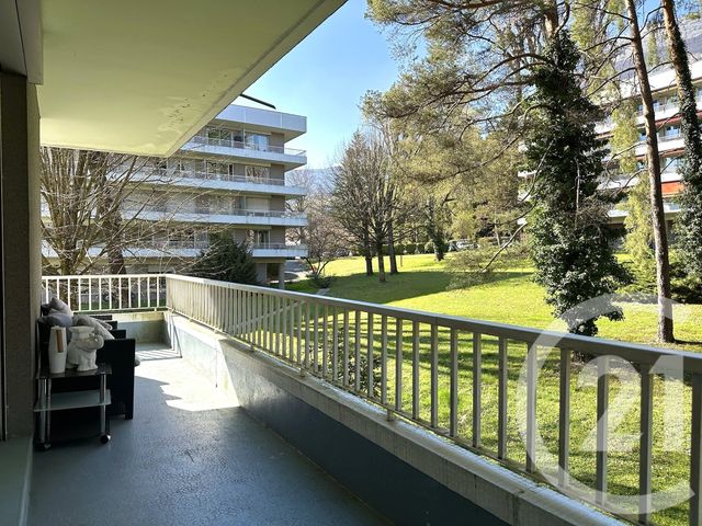 Appartement T2 à vendre - 2 pièces - 80.24 m2 - MEYLAN - 38 - RHONE-ALPES - Century 21 Immobilier Du Palais