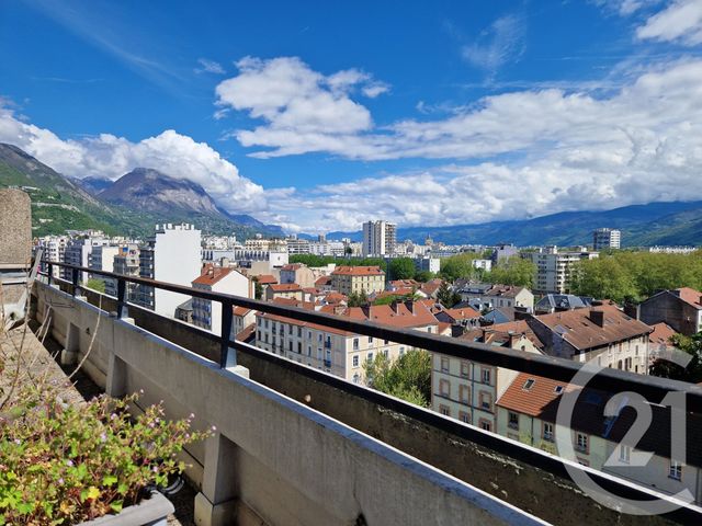 Appartement F3 à vendre - 3 pièces - 70.46 m2 - GRENOBLE - 38 - RHONE-ALPES - Century 21 Immobilier Du Palais