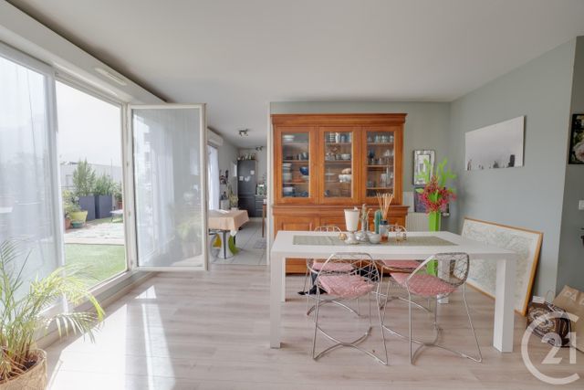 Appartement T5 à vendre - 5 pièces - 119.92 m2 - GRENOBLE - 38 - RHONE-ALPES - Century 21 Immobilier Du Palais