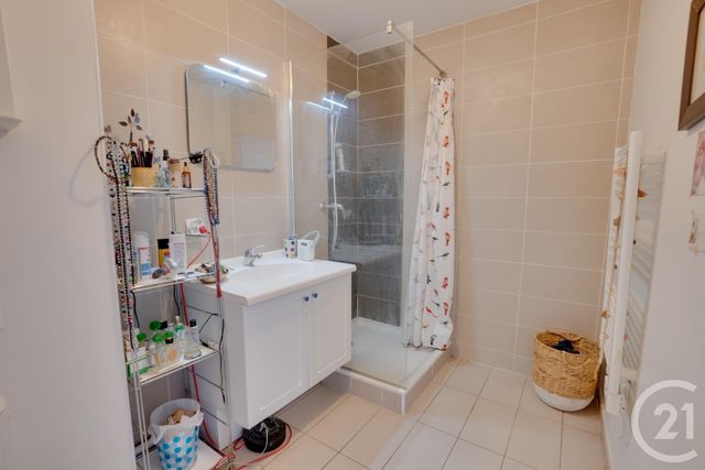 Appartement T5 à vendre - 5 pièces - 119.92 m2 - GRENOBLE - 38 - RHONE-ALPES - Century 21 Immobilier Du Palais
