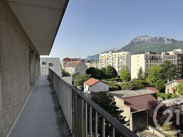 Appartement T6 à vendre - 6 pièces - 120.14 m2 - GRENOBLE - 38 - RHONE-ALPES - Century 21 Immobilier Du Palais
