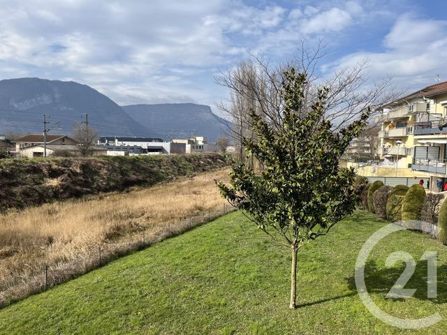 Appartement T3 à vendre - 3 pièces - 63.59 m2 - FONTANIL CORNILLON - 38 - RHONE-ALPES - Century 21 Immobilier Du Palais