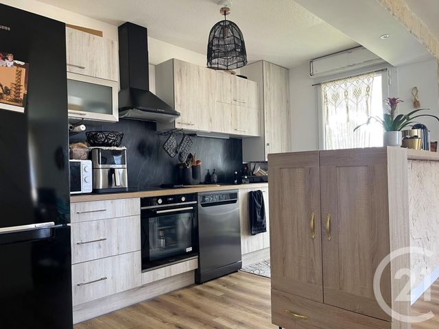 Appartement T3 à vendre - 3 pièces - 63.59 m2 - FONTANIL CORNILLON - 38 - RHONE-ALPES - Century 21 Immobilier Du Palais