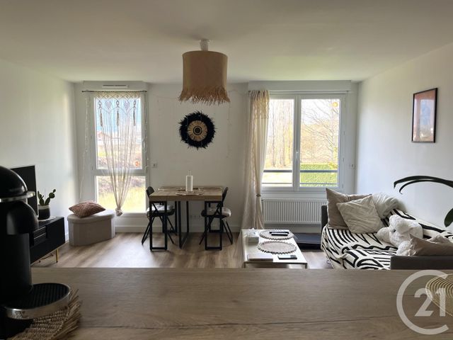 Appartement T3 à vendre - 3 pièces - 63.59 m2 - FONTANIL CORNILLON - 38 - RHONE-ALPES - Century 21 Immobilier Du Palais