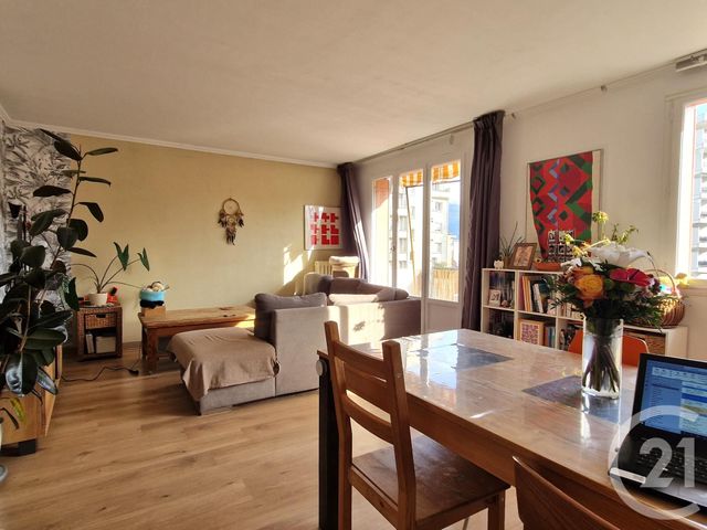 Appartement F3 à vendre - 3 pièces - 68.77 m2 - GRENOBLE - 38 - RHONE-ALPES - Century 21 Immobilier Du Palais