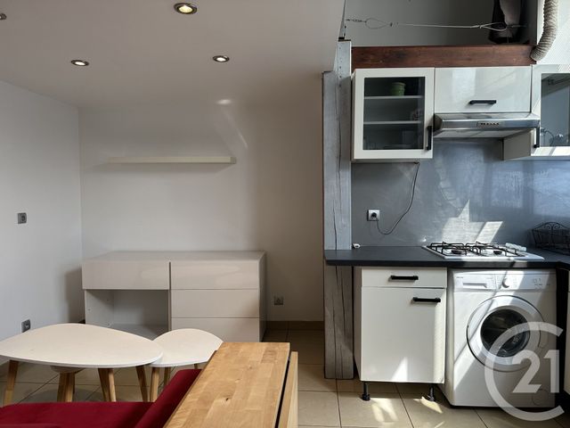 Appartement Duplex à vendre - 2 pièces - 36.04 m2 - GRENOBLE - 38 - RHONE-ALPES - Century 21 Immobilier Du Palais