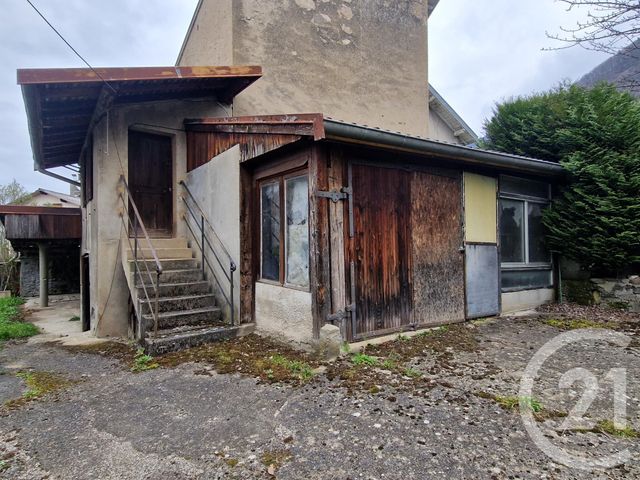 maison à vendre - 5 pièces - 121.17 m2 - NOTRE DAME DE COMMIERS - 38 - RHONE-ALPES - Century 21 Immobilier Du Palais