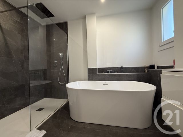 Appartement F3 à vendre - 3 pièces - 72.32 m2 - GRENOBLE - 38 - RHONE-ALPES - Century 21 Immobilier Du Palais