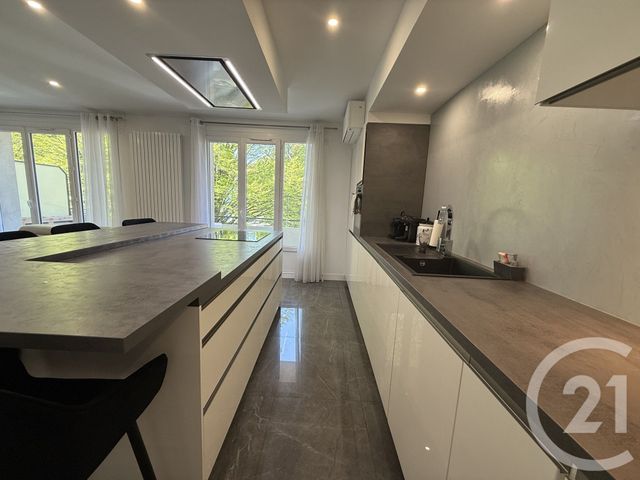 Appartement F3 à vendre - 3 pièces - 72.32 m2 - GRENOBLE - 38 - RHONE-ALPES - Century 21 Immobilier Du Palais