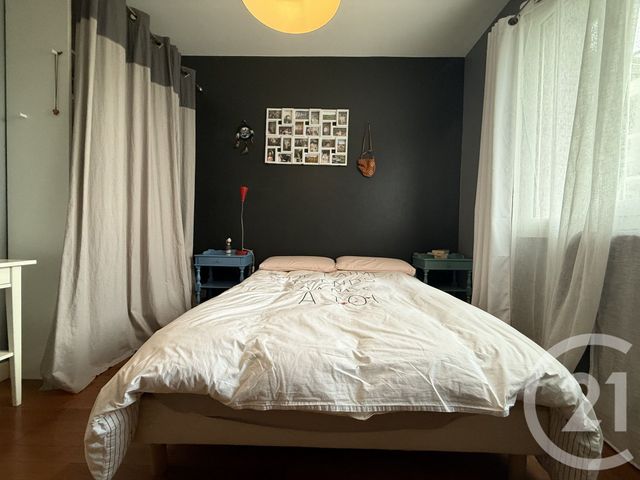 Afficher la photo en grand Appartement F4 à vendre - 4 pièces - 81.71 m2 - GRENOBLE - 38 - RHONE-ALPES - Century 21 Immobilier Du Palais