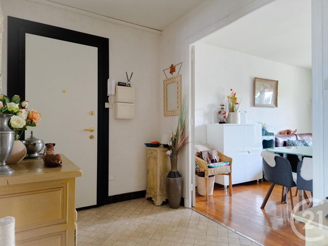 Appartement F3 à vendre - 3 pièces - 68.0 m2 - FONTAINE - 38 - RHONE-ALPES - Century 21 Immobilier Du Palais