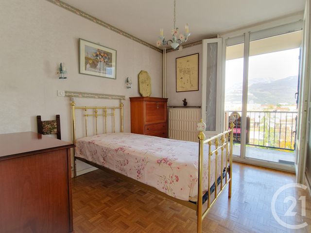 Appartement F4 à vendre - 4 pièces - 68.48 m2 - GRENOBLE - 38 - RHONE-ALPES - Century 21 Immobilier Du Palais
