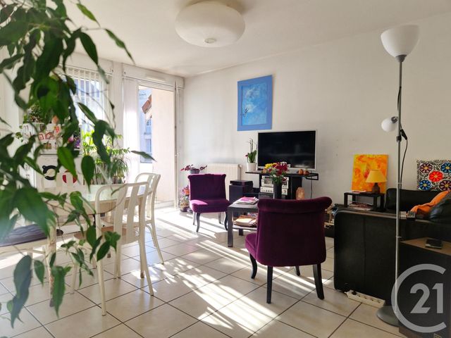 Appartement T3 à vendre - 3 pièces - 66.21 m2 - GRENOBLE - 38 - RHONE-ALPES - Century 21 Immobilier Du Palais