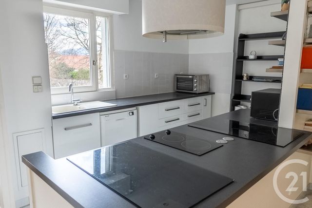 Appartement T3 à vendre - 3 pièces - 105.0 m2 - MEYLAN - 38 - RHONE-ALPES - Century 21 Immobilier Du Palais