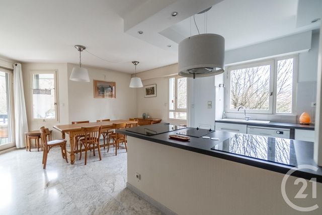 Appartement T3 à vendre - 3 pièces - 105.0 m2 - MEYLAN - 38 - RHONE-ALPES - Century 21 Immobilier Du Palais