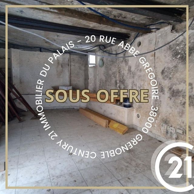 Appartement F1 à vendre - 1 pièce - 22.4 m2 - ST MARTIN D HERES - 38 - RHONE-ALPES - Century 21 Immobilier Du Palais