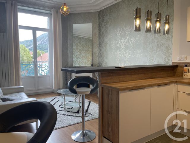 Appartement à vendre - 2 pièces - 34.3 m2 - GRENOBLE - 38 - RHONE-ALPES - Century 21 Immobilier Du Palais