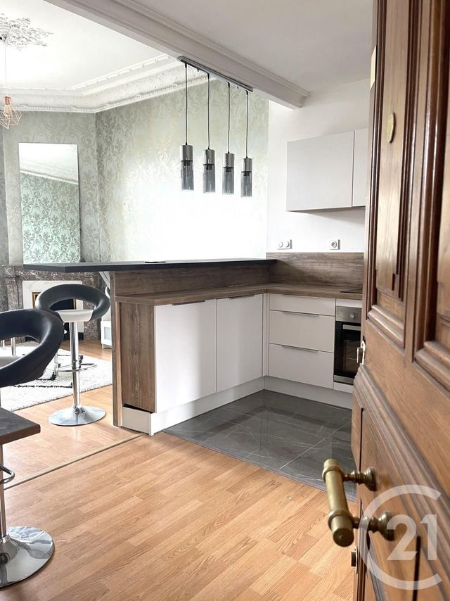 Appartement à vendre - 2 pièces - 34.3 m2 - GRENOBLE - 38 - RHONE-ALPES - Century 21 Immobilier Du Palais