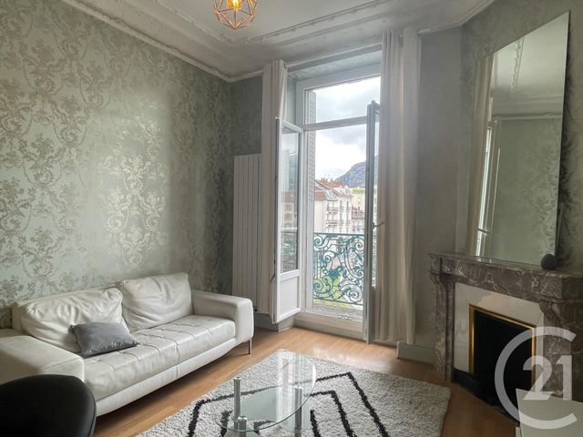 Appartement à vendre - 2 pièces - 34.3 m2 - GRENOBLE - 38 - RHONE-ALPES - Century 21 Immobilier Du Palais