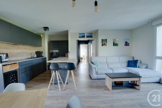 Appartement T3 à vendre - 3 pièces - 69.87 m2 - GRENOBLE - 38 - RHONE-ALPES - Century 21 Immobilier Du Palais