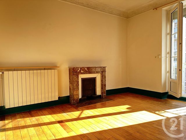 Appartement T2 à vendre - 2 pièces - 50.11 m2 - GRENOBLE - 38 - RHONE-ALPES - Century 21 Immobilier Du Palais