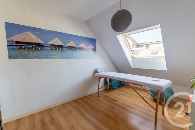 Appartement T6 à vendre - 6 pièces - 110.81 m2 - EYBENS - 38 - RHONE-ALPES - Century 21 Immobilier Du Palais