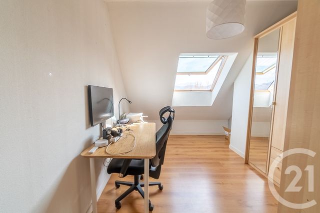 Appartement T6 à vendre - 6 pièces - 110.81 m2 - EYBENS - 38 - RHONE-ALPES - Century 21 Immobilier Du Palais