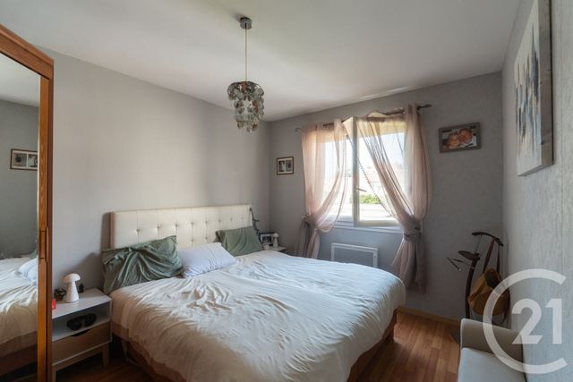 Appartement T4 à vendre - 4 pièces - 84.89 m2 - FONTAINE - 38 - RHONE-ALPES - Century 21 Immobilier Du Palais