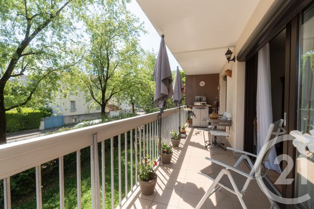 Appartement T4 à vendre - 4 pièces - 84.89 m2 - FONTAINE - 38 - RHONE-ALPES - Century 21 Immobilier Du Palais