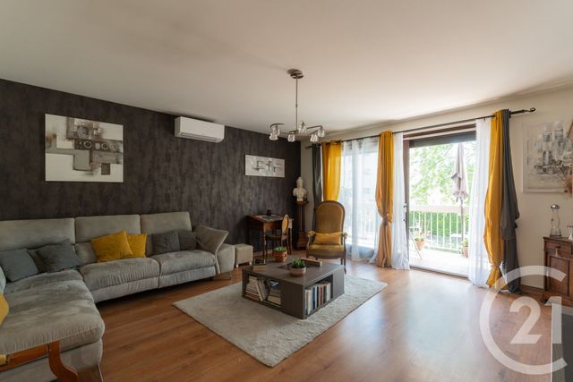 Appartement T4 à vendre - 4 pièces - 84.89 m2 - FONTAINE - 38 - RHONE-ALPES - Century 21 Immobilier Du Palais
