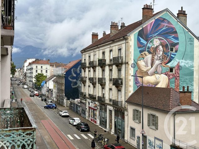 Afficher la photo en grand Appartement T3 à vendre - 3 pièces - 73.0 m2 - GRENOBLE - 38 - RHONE-ALPES - Century 21 Immobilier Du Palais