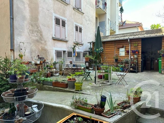 Afficher la photo en grand Appartement T3 à vendre - 3 pièces - 73.0 m2 - GRENOBLE - 38 - RHONE-ALPES - Century 21 Immobilier Du Palais