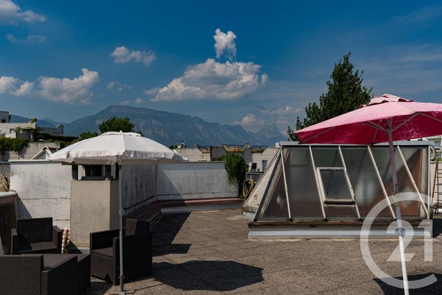 maison à vendre - 6 pièces - 136.32 m2 - ST MARTIN D HERES - 38 - RHONE-ALPES - Century 21 Immobilier Du Palais