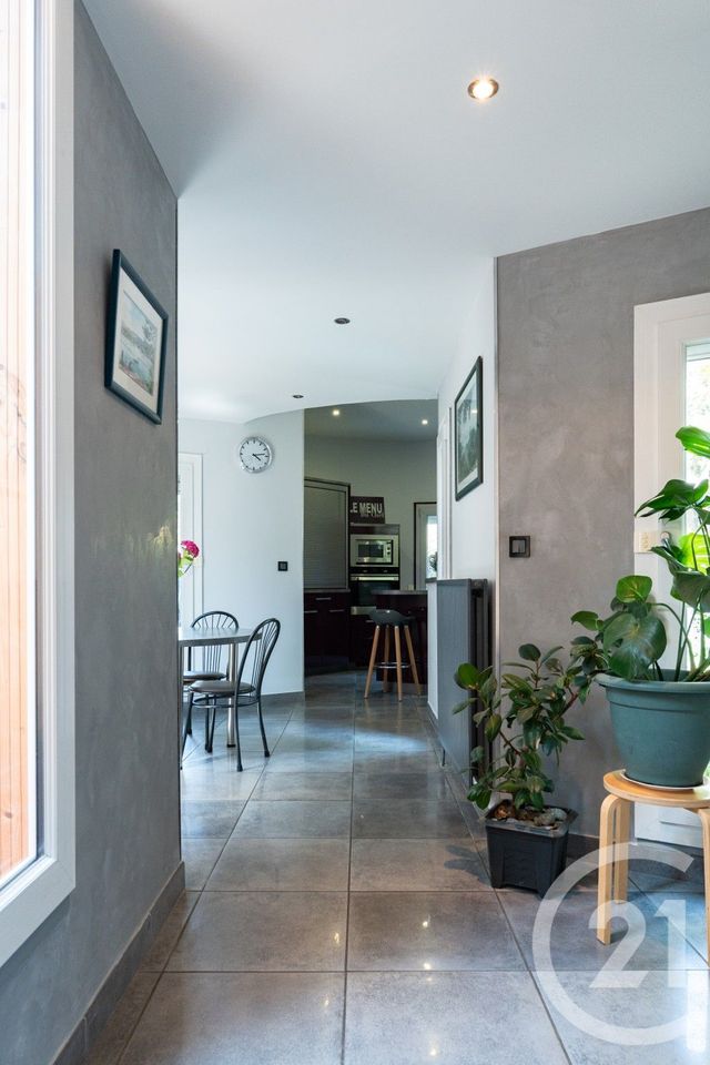 maison à vendre - 6 pièces - 136.32 m2 - ST MARTIN D HERES - 38 - RHONE-ALPES - Century 21 Immobilier Du Palais