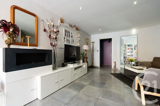 maison à vendre - 6 pièces - 136.32 m2 - ST MARTIN D HERES - 38 - RHONE-ALPES - Century 21 Immobilier Du Palais